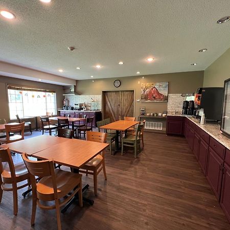Country Inn Walker Екстериор снимка