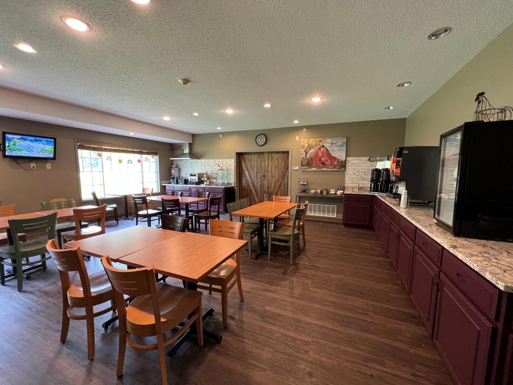 Country Inn Walker Екстериор снимка